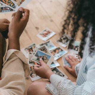 découvrez l'importance des souvenirs de couple : des moments précieux qui renforcent les liens et célèbrent l'amour. explorez des idées pour créer et préserver vos souvenirs inoubliables.