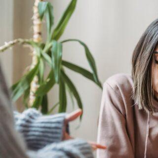 découvrez les nombreux avantages d'être en couple : soutien émotionnel, partage des expériences, croissance personnelle et bonheur partagé. explorez comment une relation épanouissante peut enrichir votre vie quotidienne et favoriser votre bien-être.